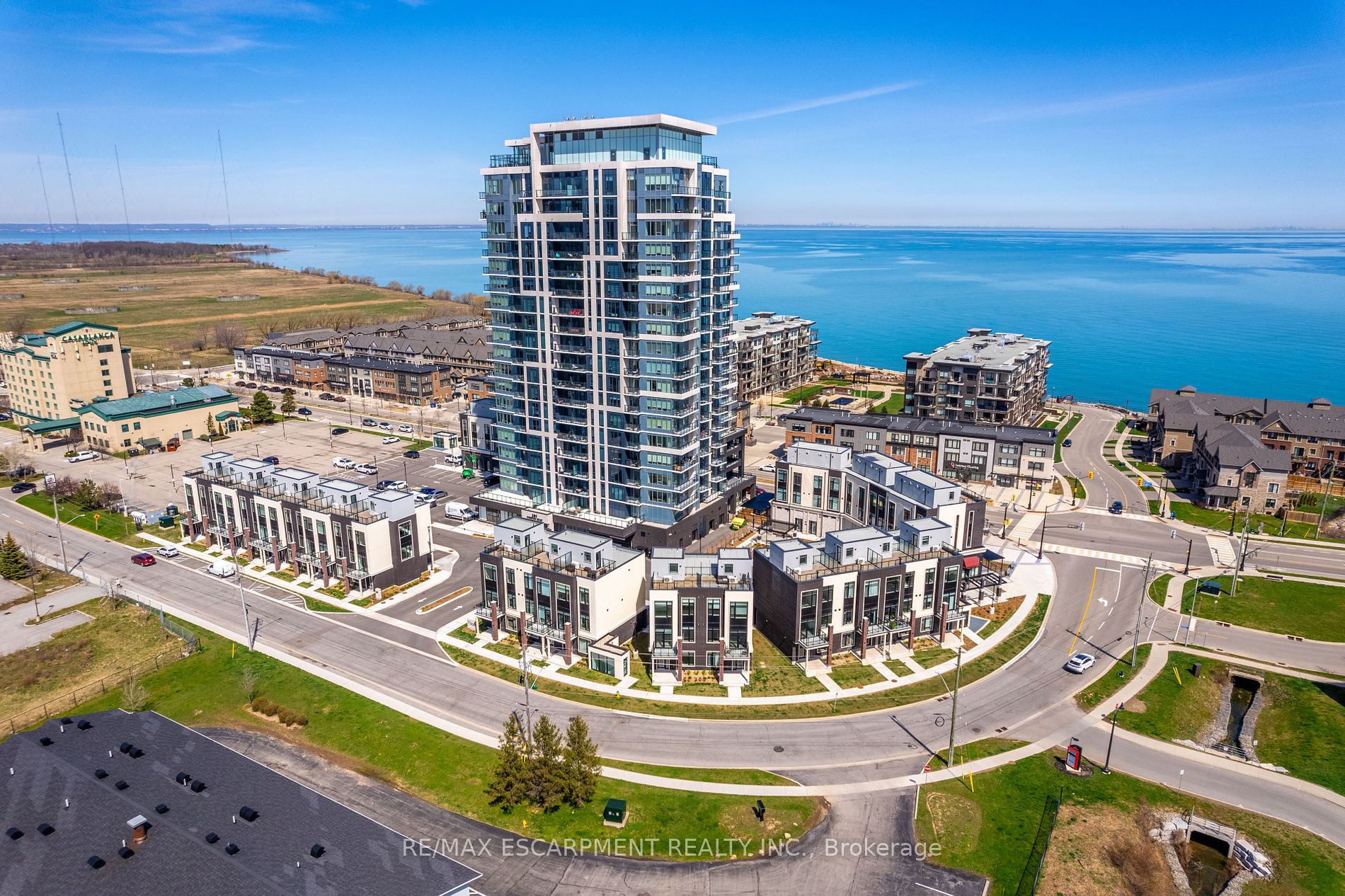 10 Windward Dr, #76