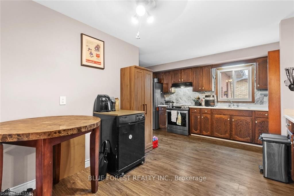 58 VANIER Place