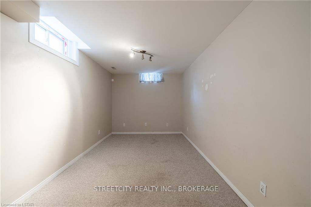 199 EMERALD Road