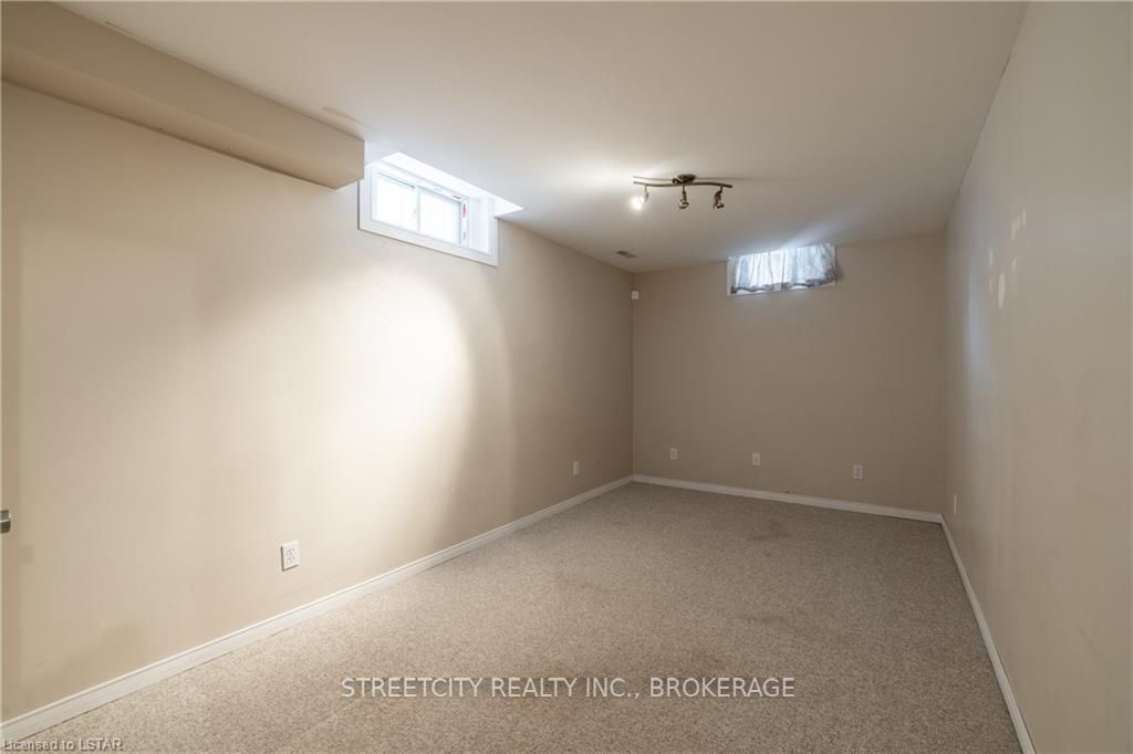 199 EMERALD Road