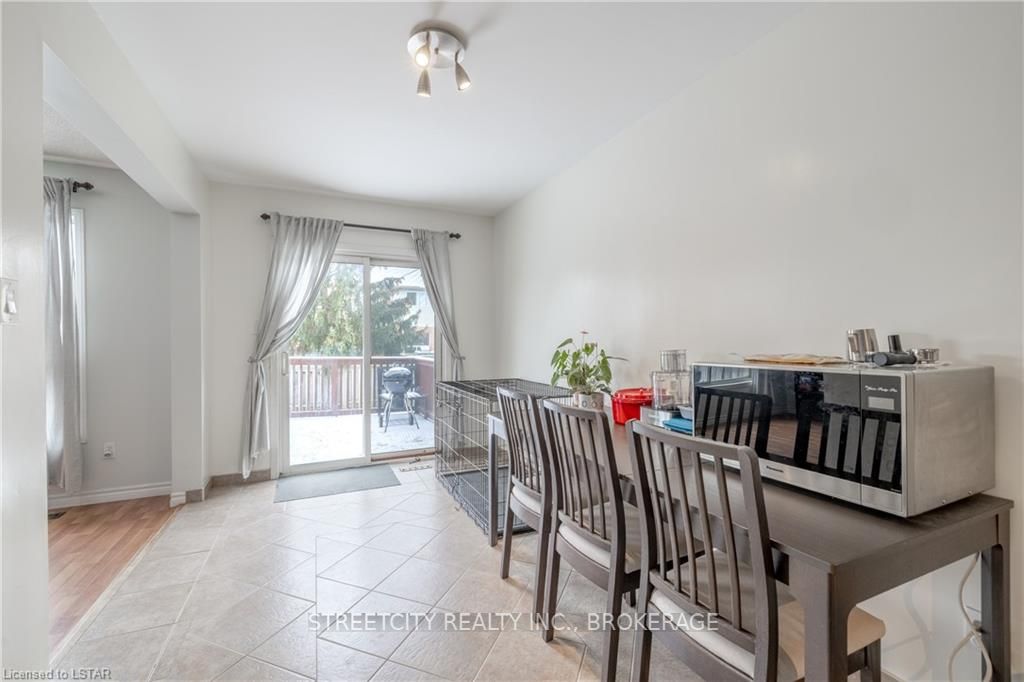 199 EMERALD Road