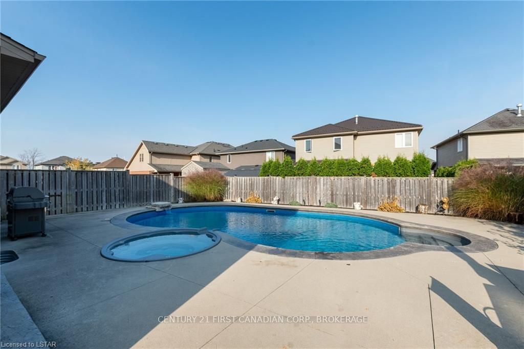 2655 TUCKER Court