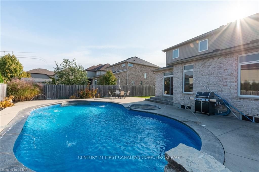 2655 TUCKER Court