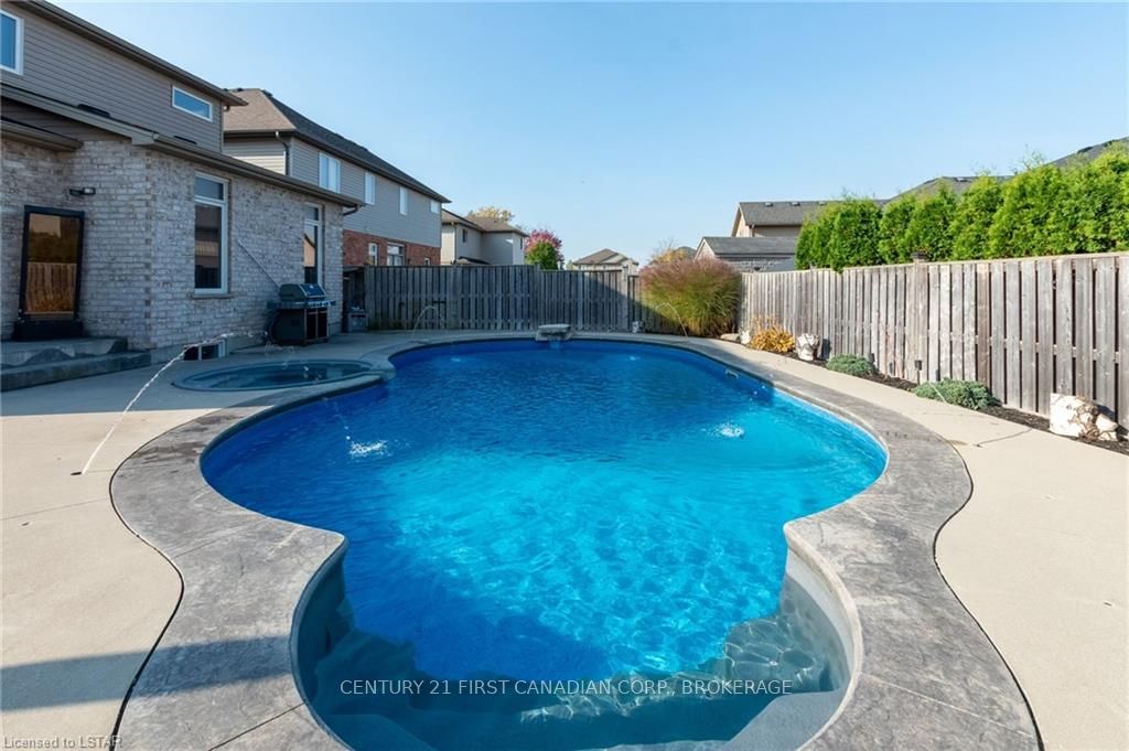 2655 TUCKER Court