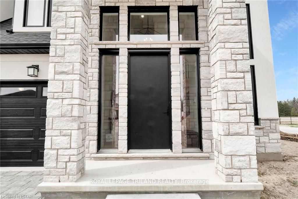187 FOXBOROUGH Place