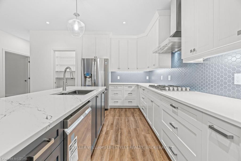 108 LENEVE Street