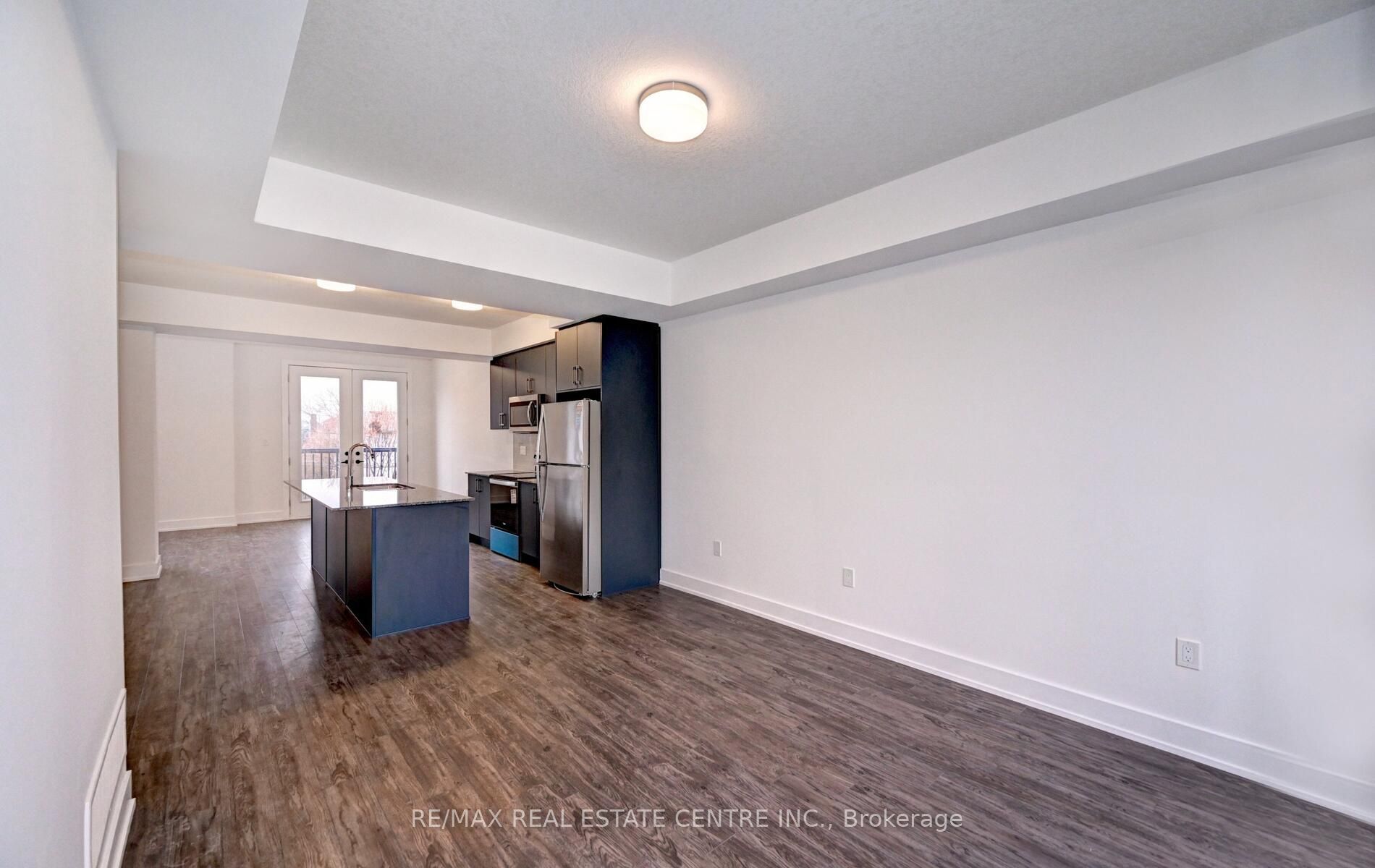99 Roger St, #18