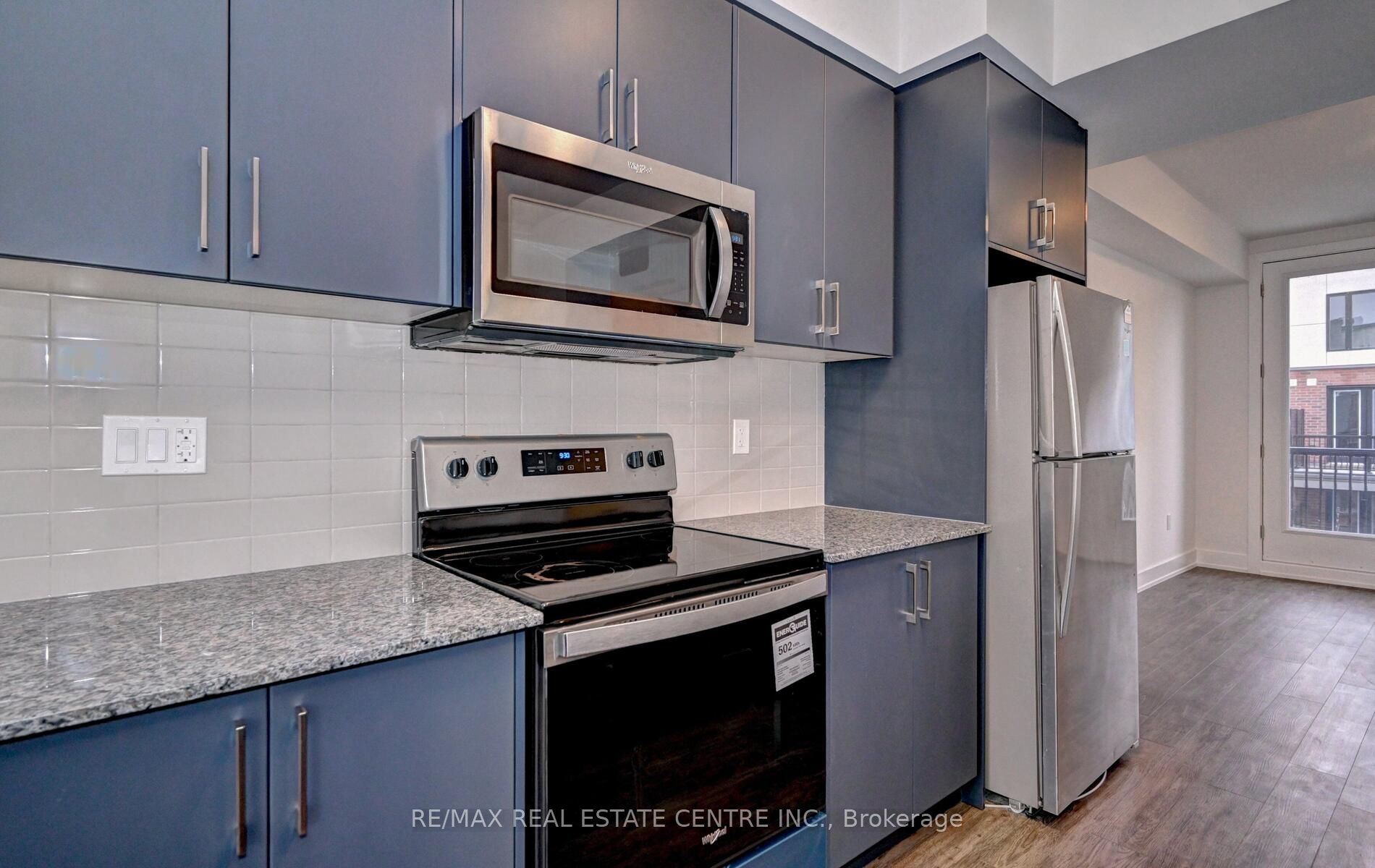 99 Roger St, #18