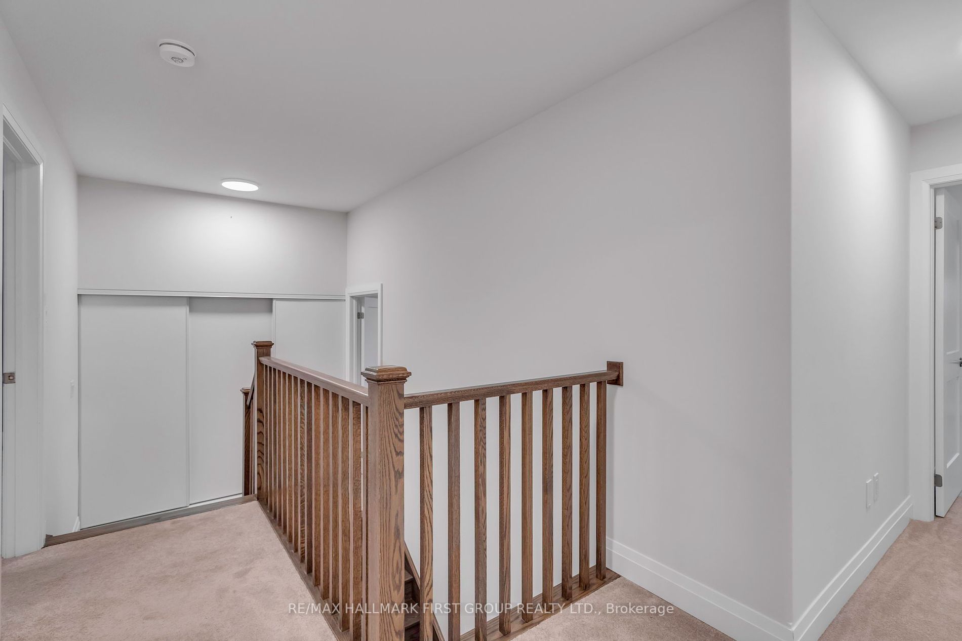12 Fairhurst Street