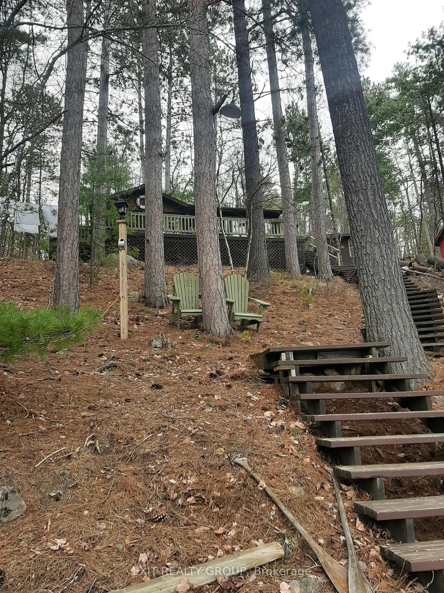 102 Mazinaw Lake
