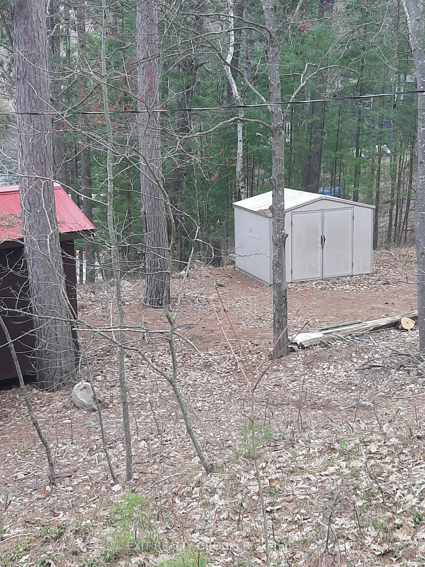 102 Mazinaw Lake