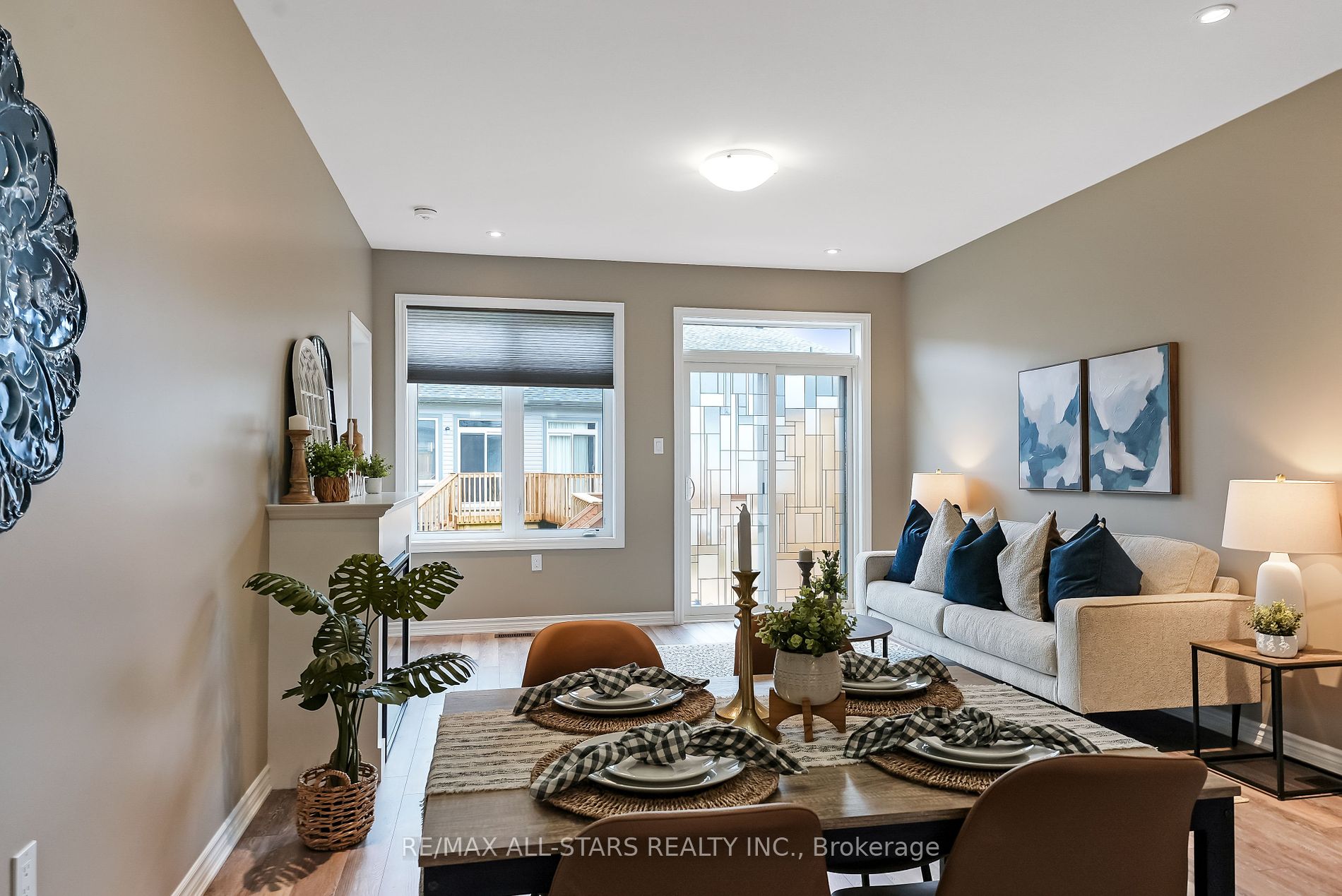 17 Lakewood Crescent, #29
