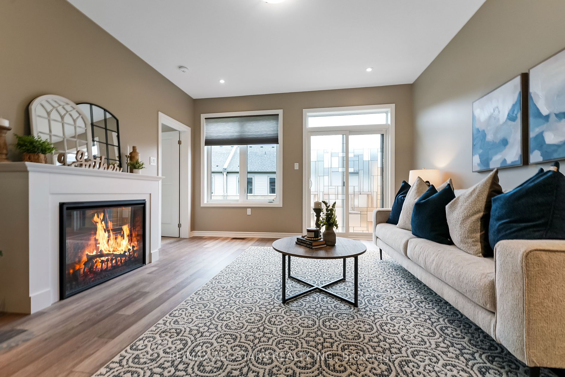 17 Lakewood Crescent, #29