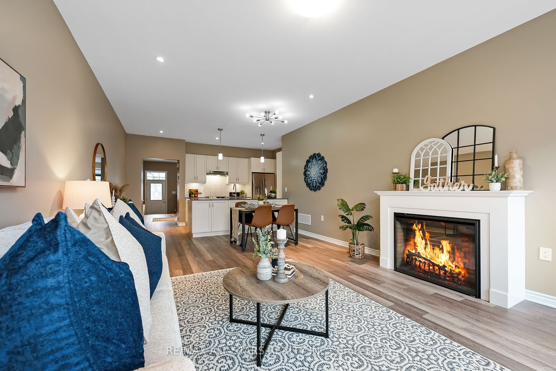 17 Lakewood Crescent, #29