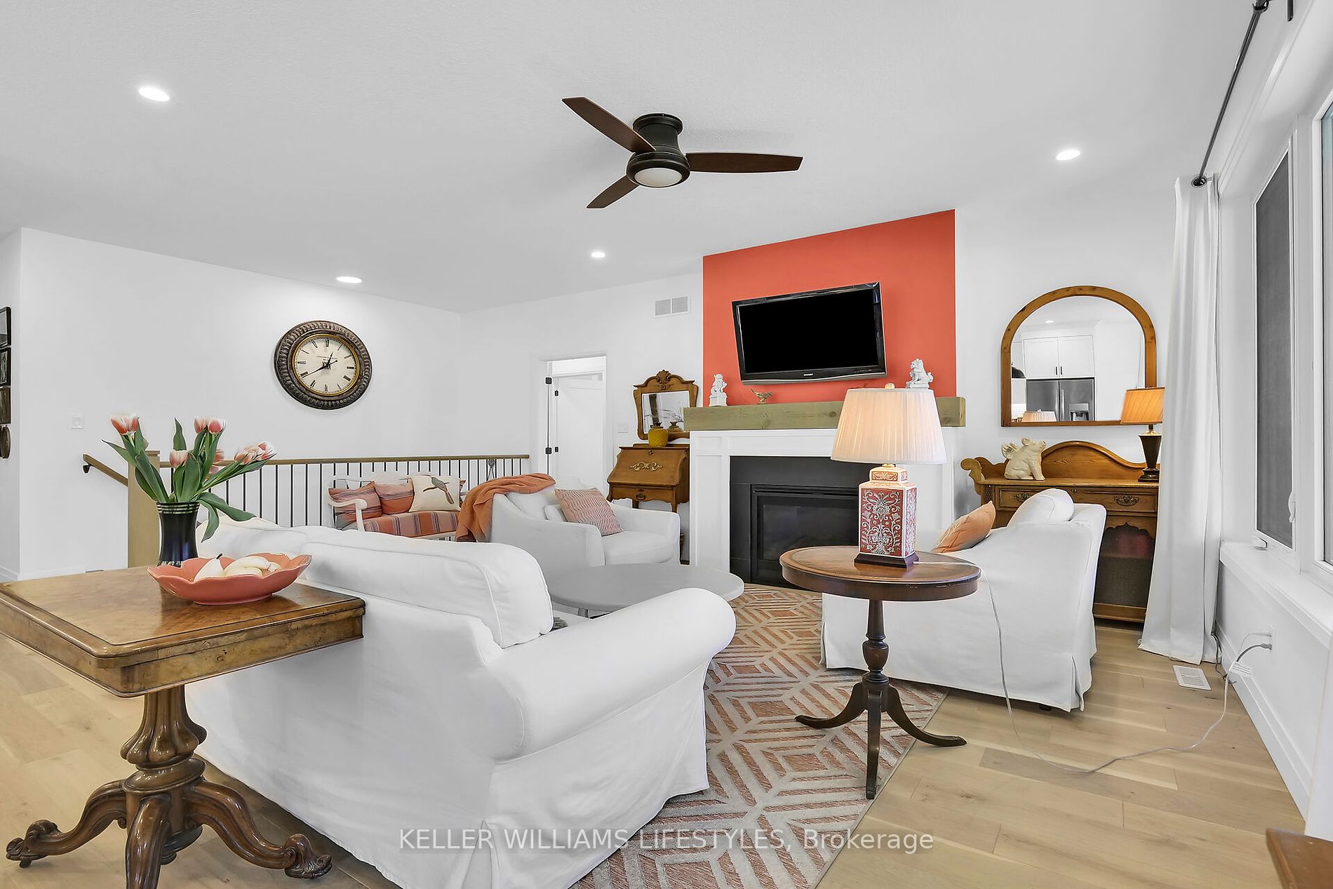 10038 Oxbow Drive #1