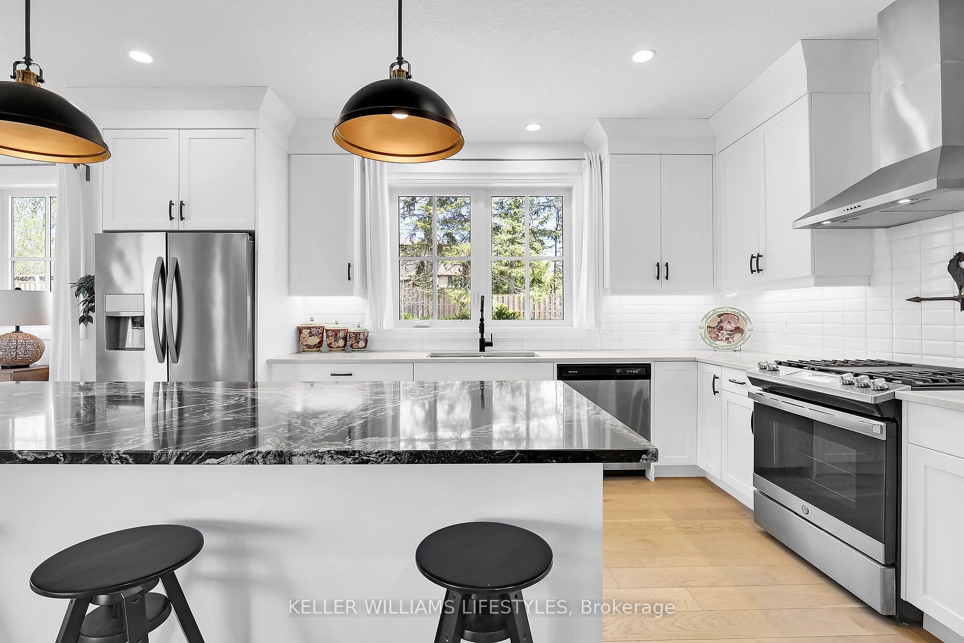 10038 Oxbow Drive #1