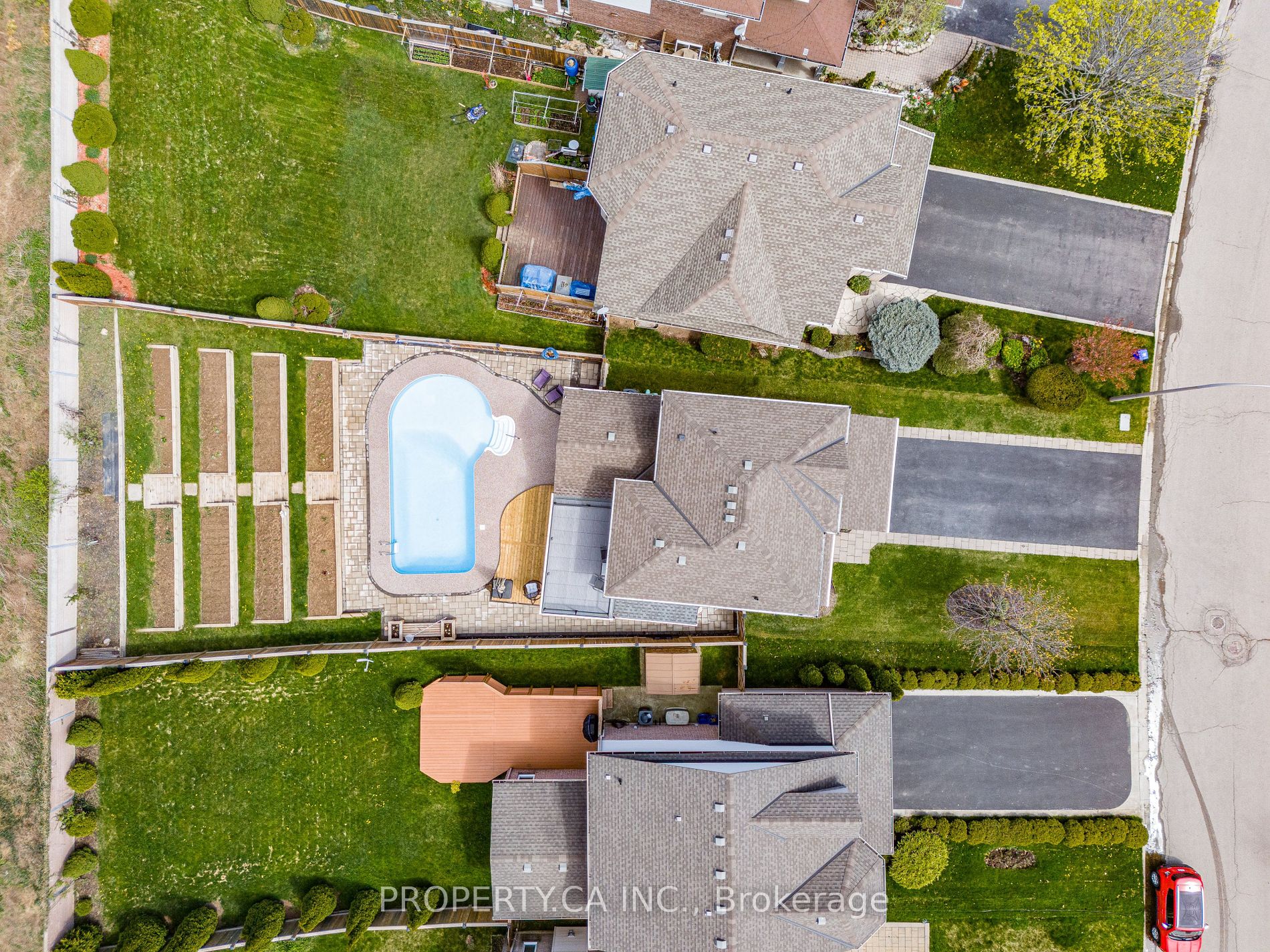 18 Sable Dr