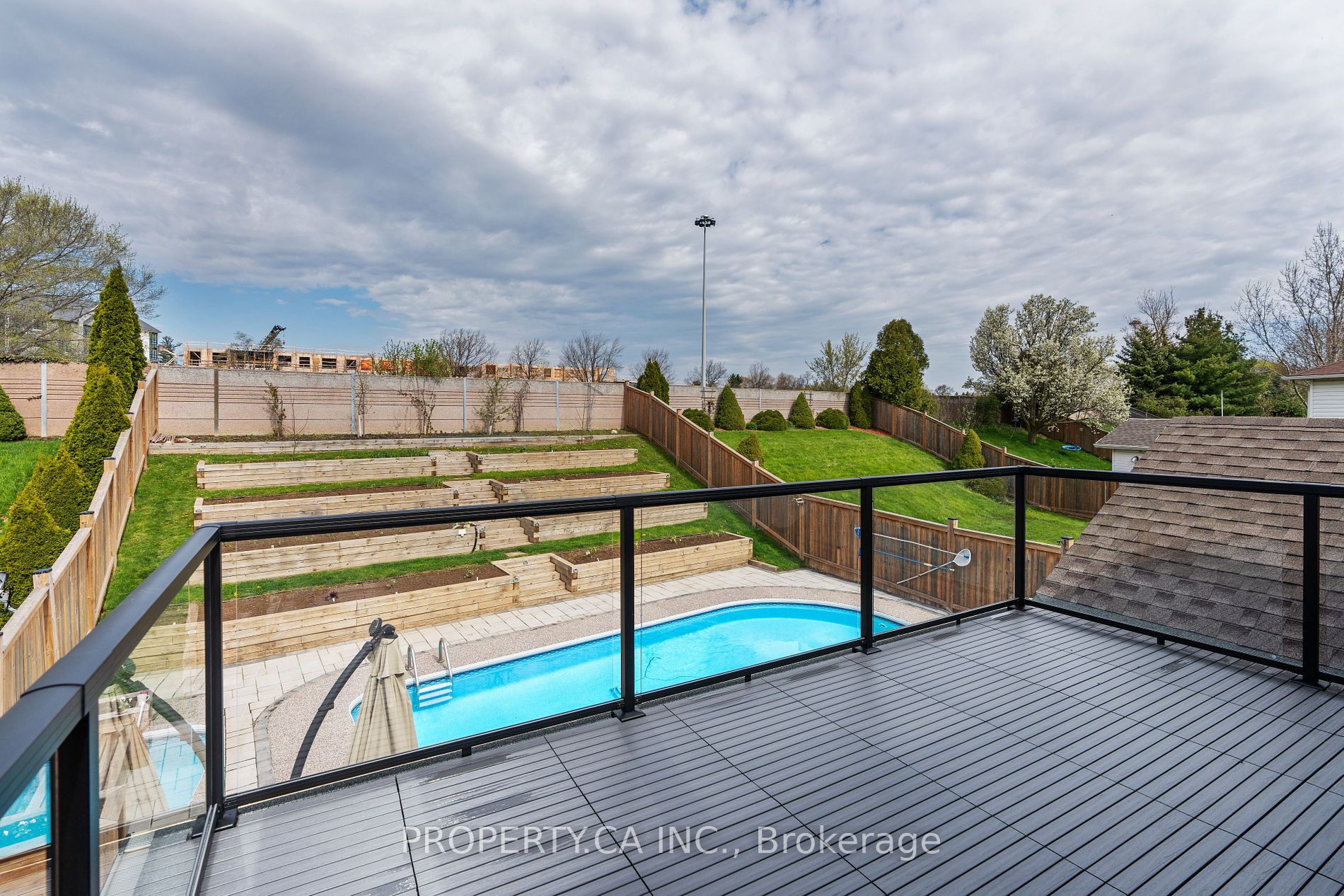 18 Sable Dr