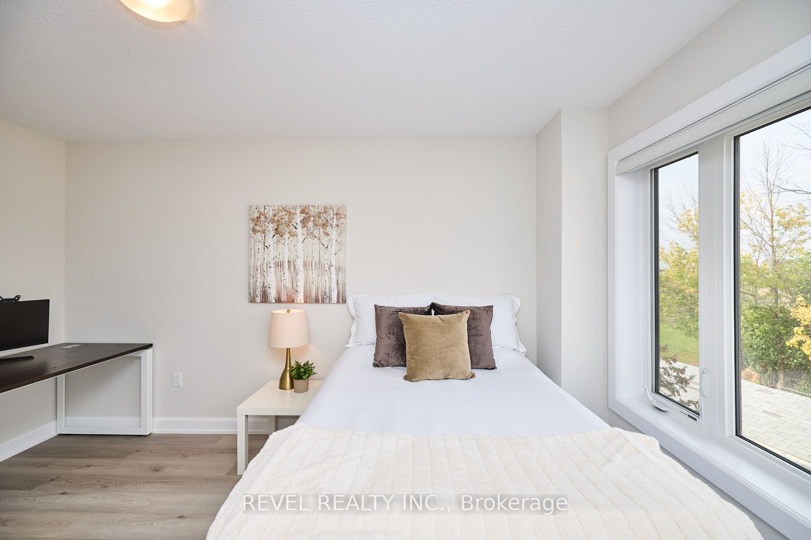 159 Starfire Cres