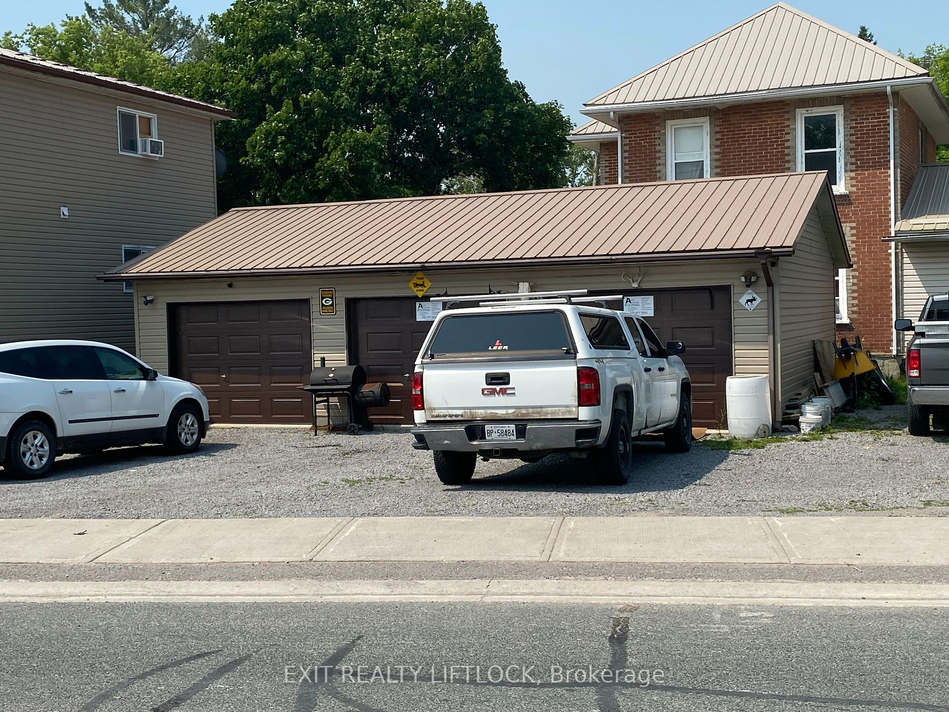 18 Helen Street
