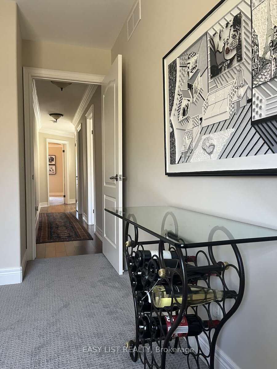 175 Queen Street #3
