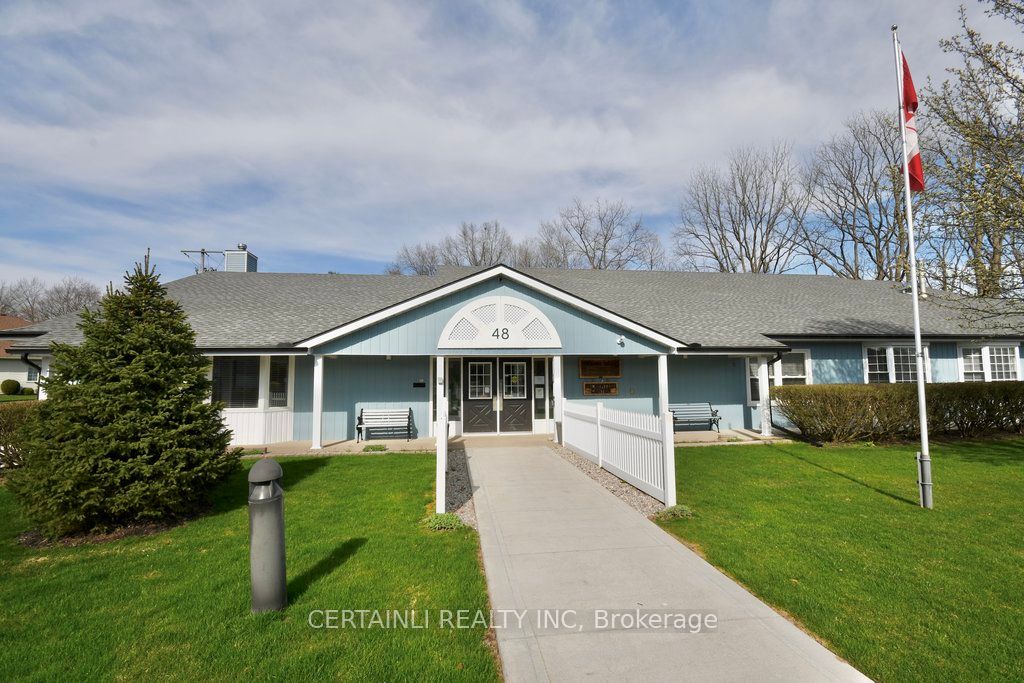 12 Hawkins Crescent