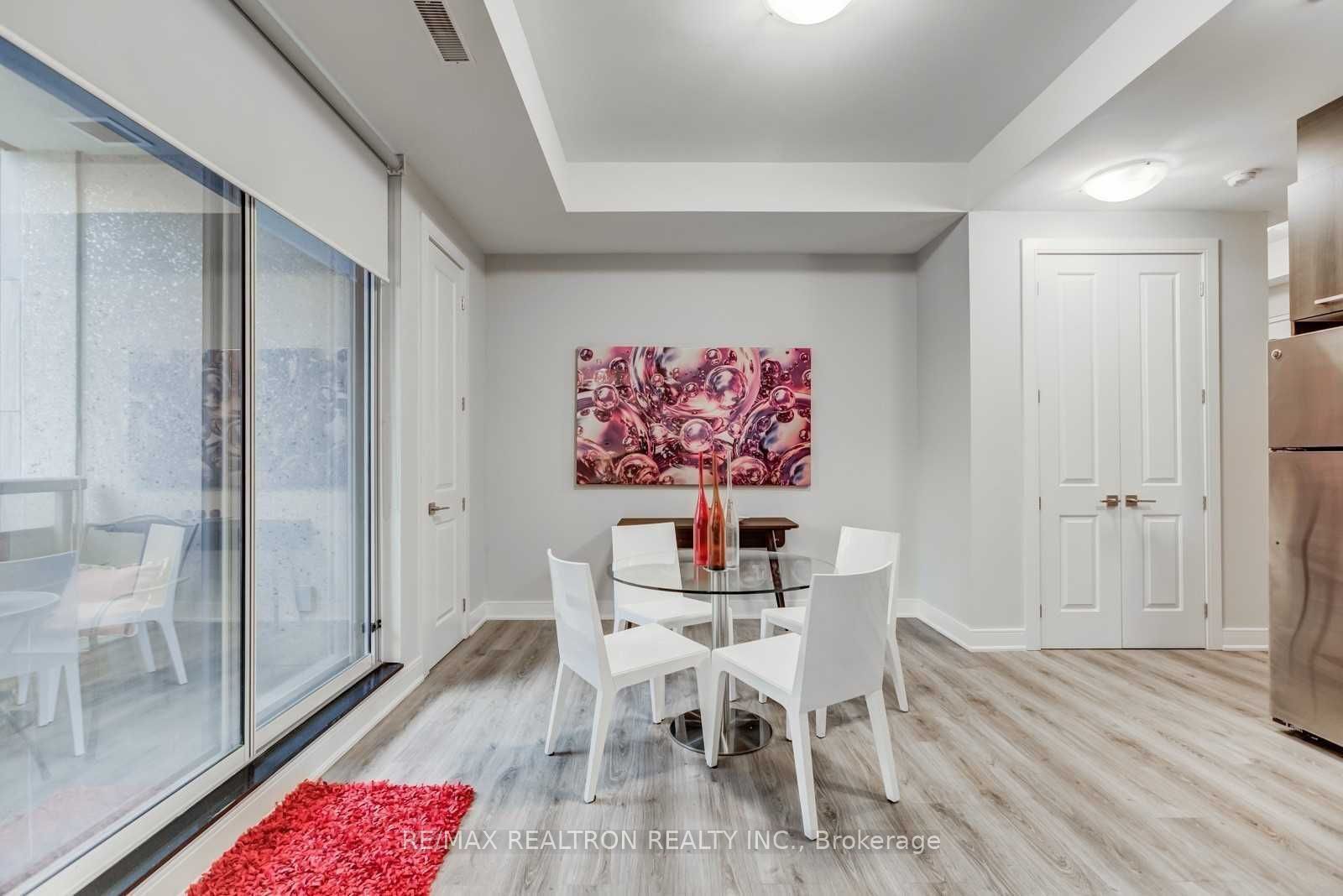 150 Main Street W #516