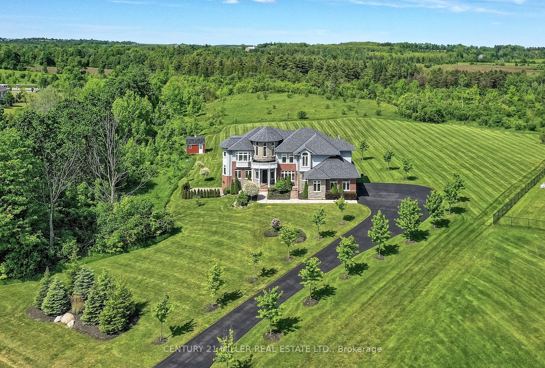 100 Chesswood Tr
