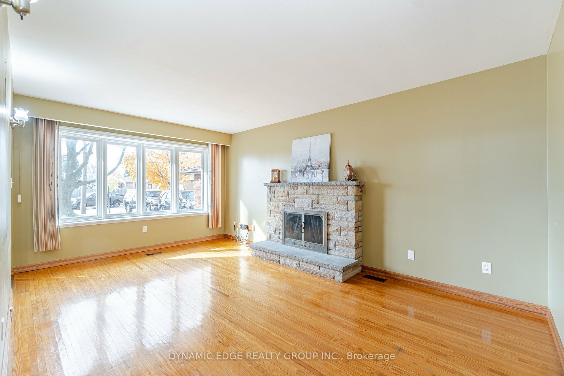 9 Crawford Dr E