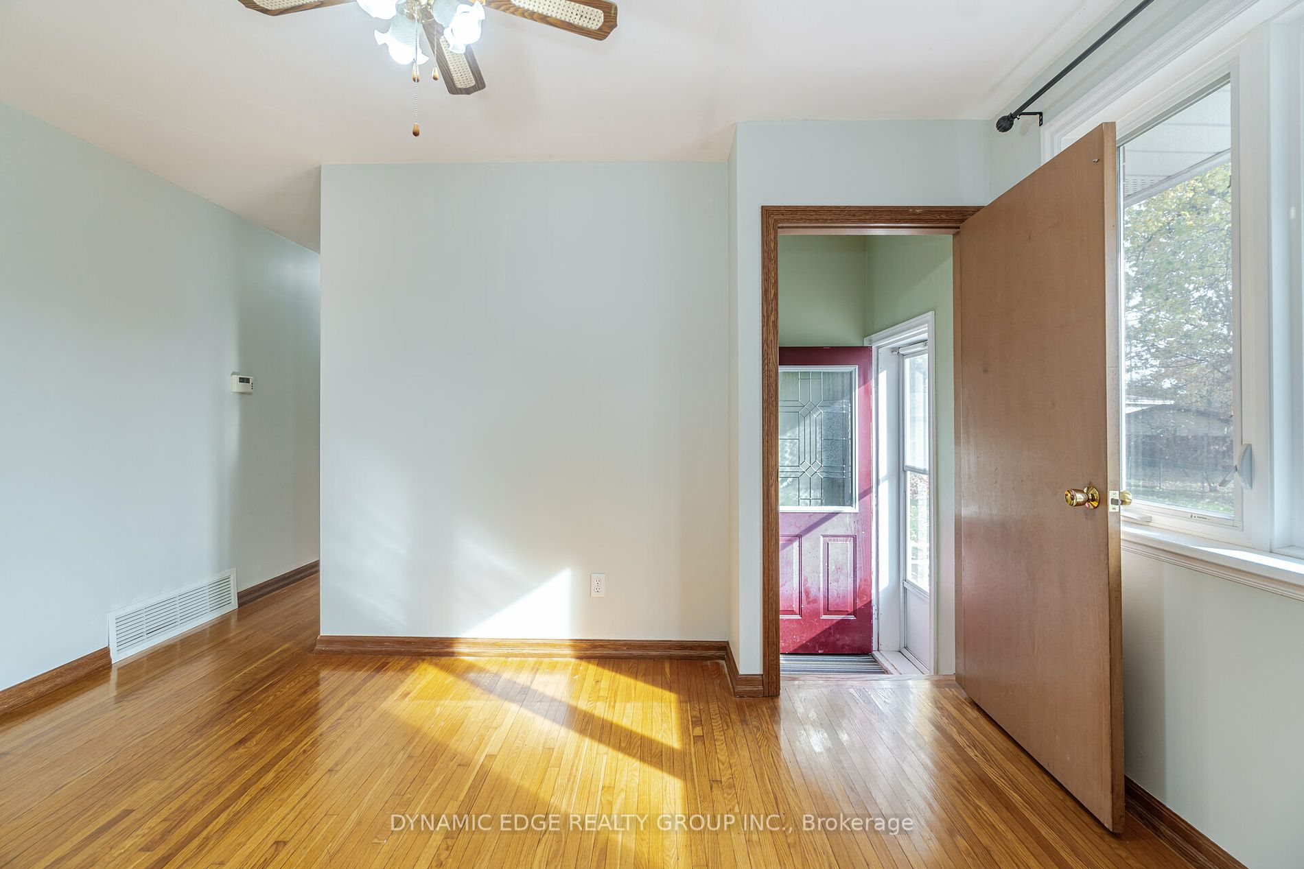9 Crawford Dr E