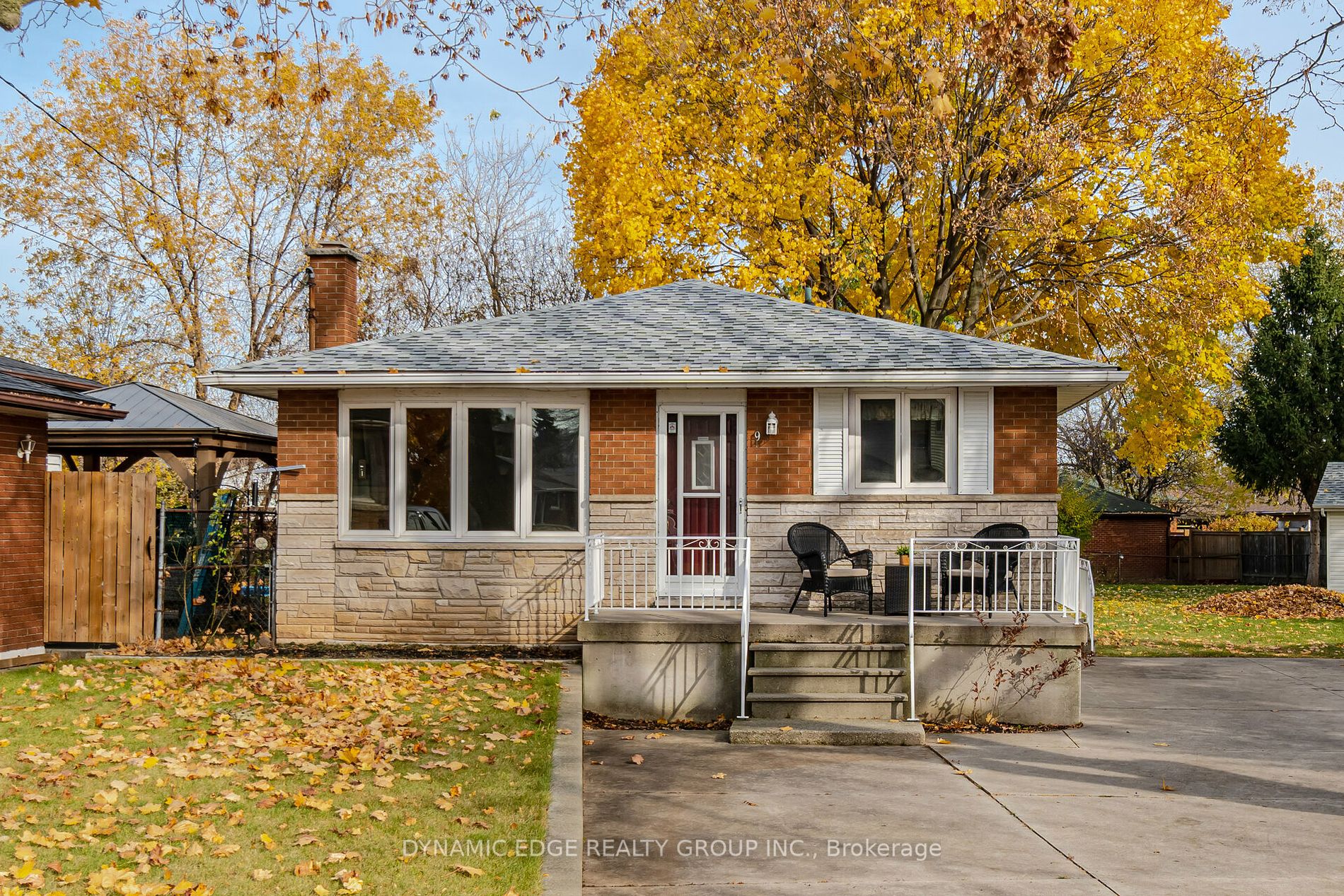 9 Crawford Dr E