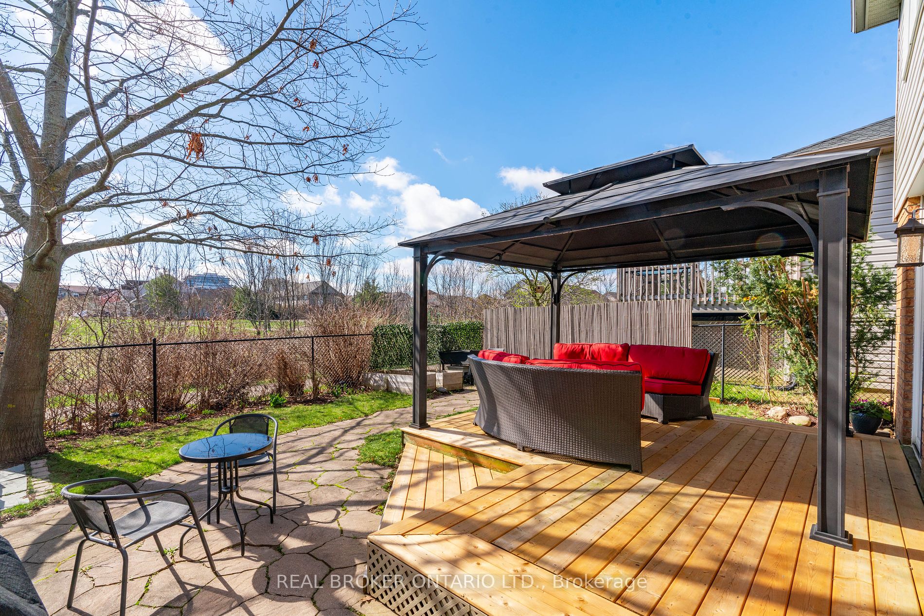 31 Porter Drive