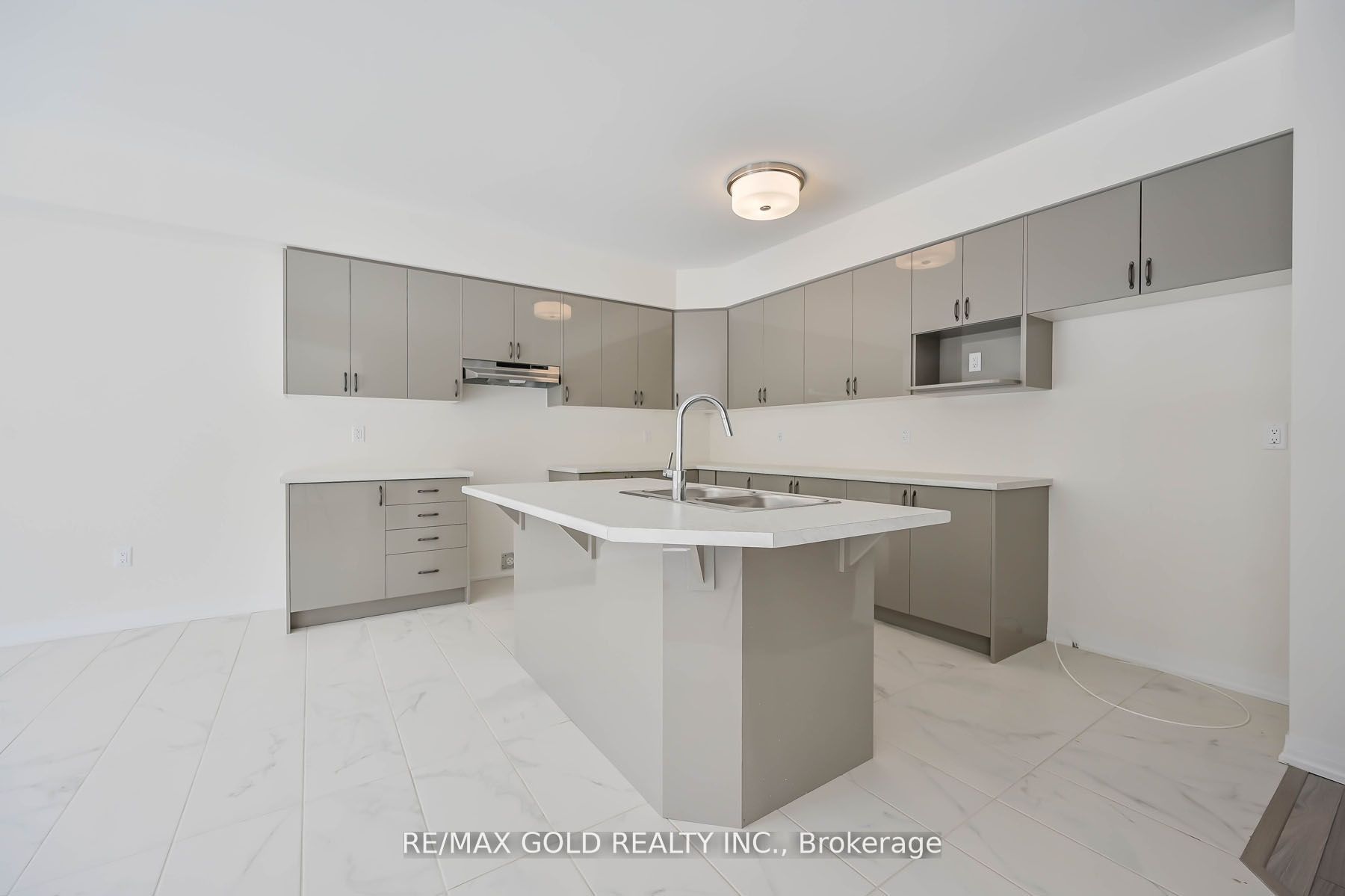 50 Wakeling Drive