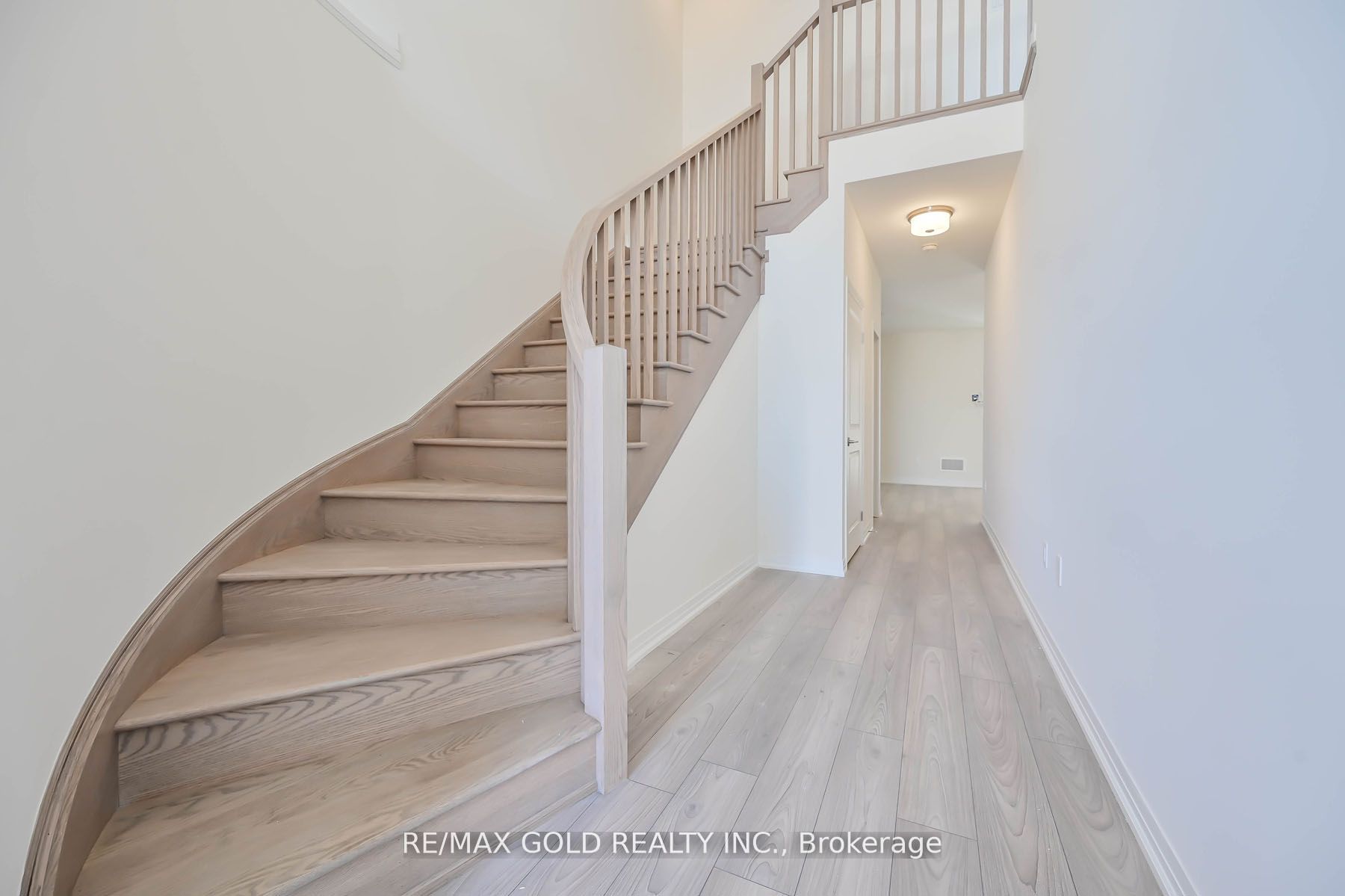 50 Wakeling Drive