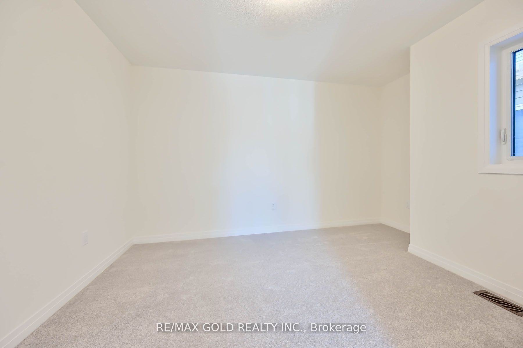50 Wakeling Drive