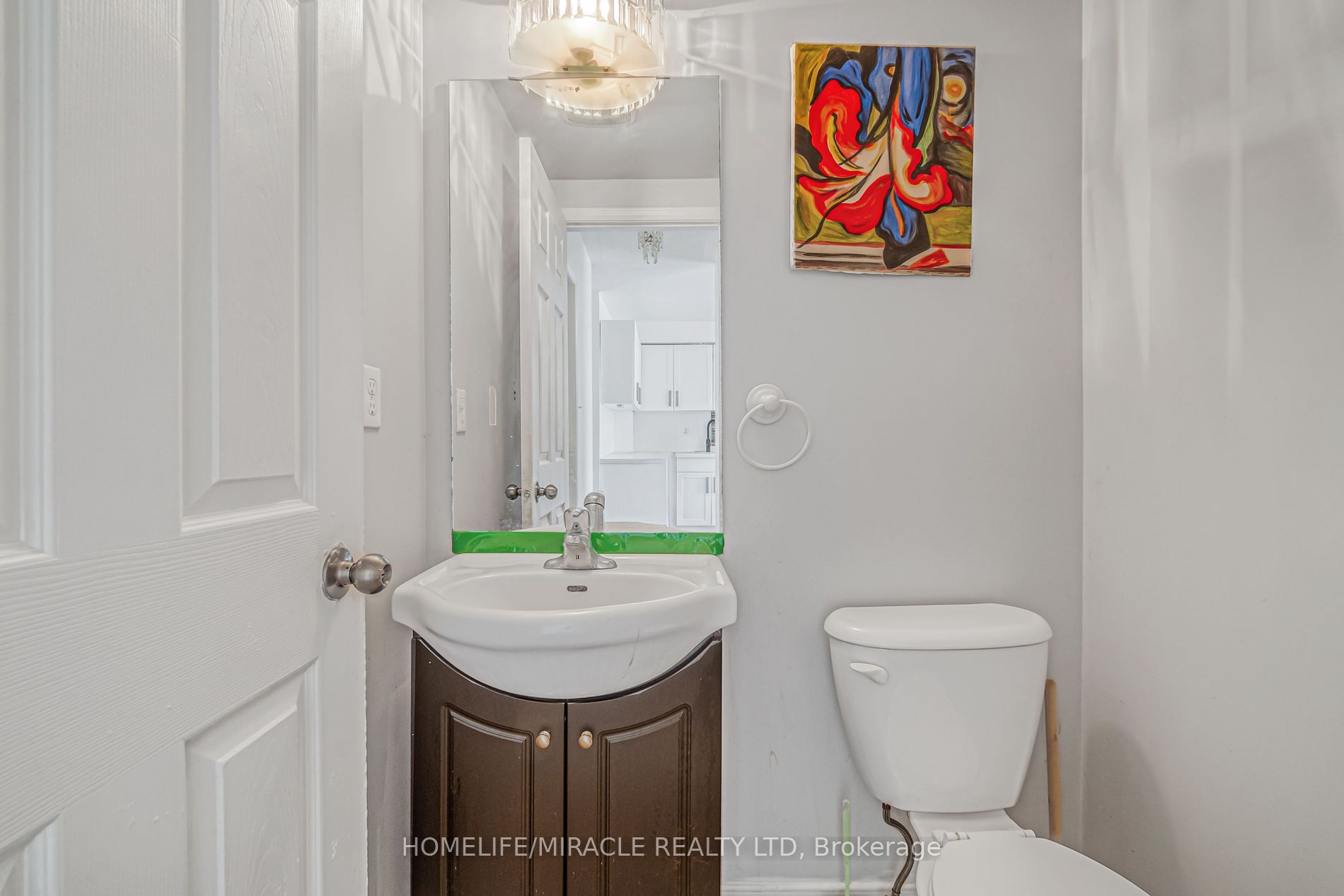 82 Trowbridge Street