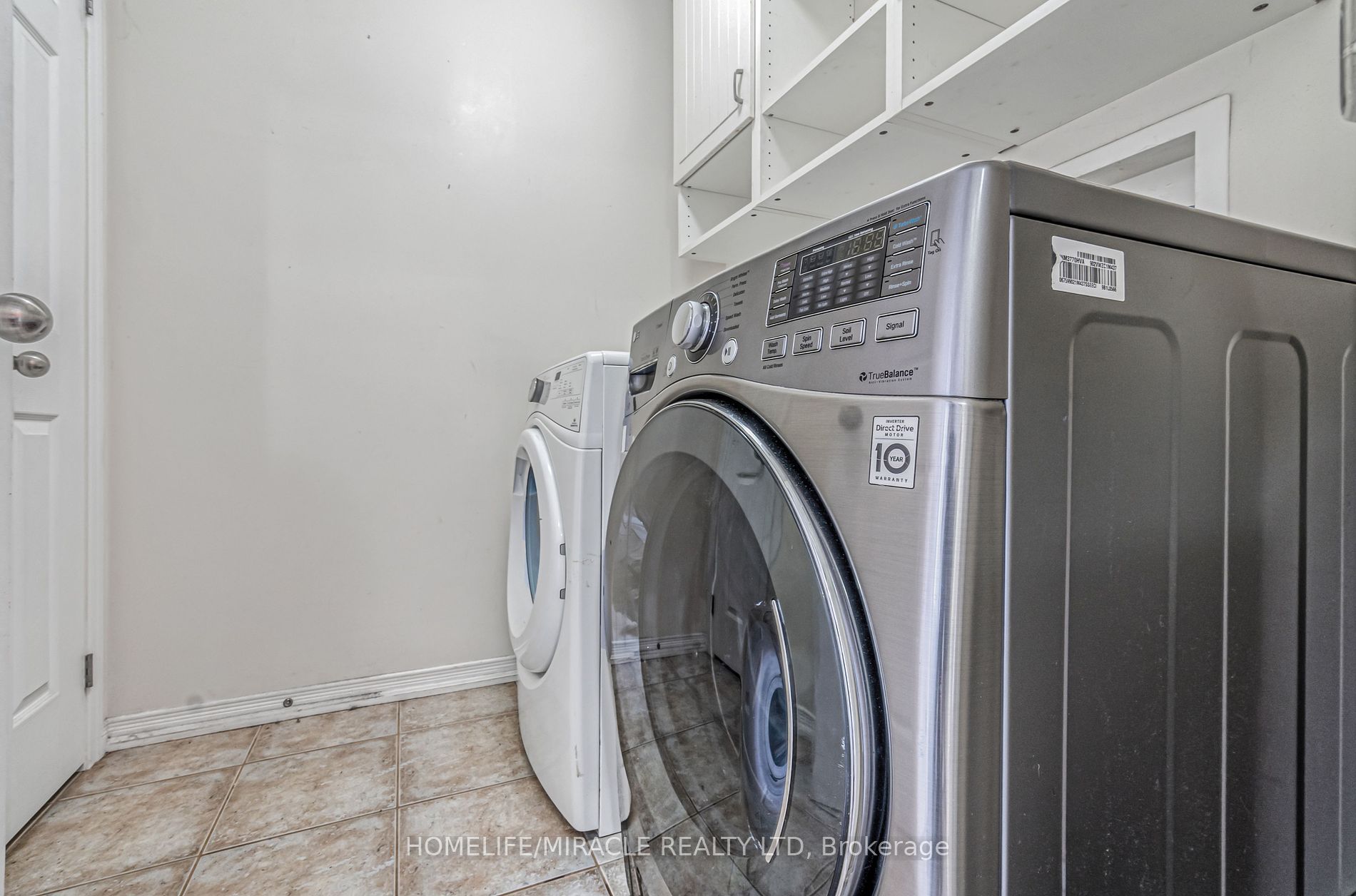 82 Trowbridge Street