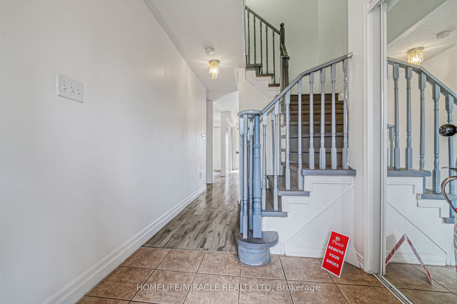 82 Trowbridge Street