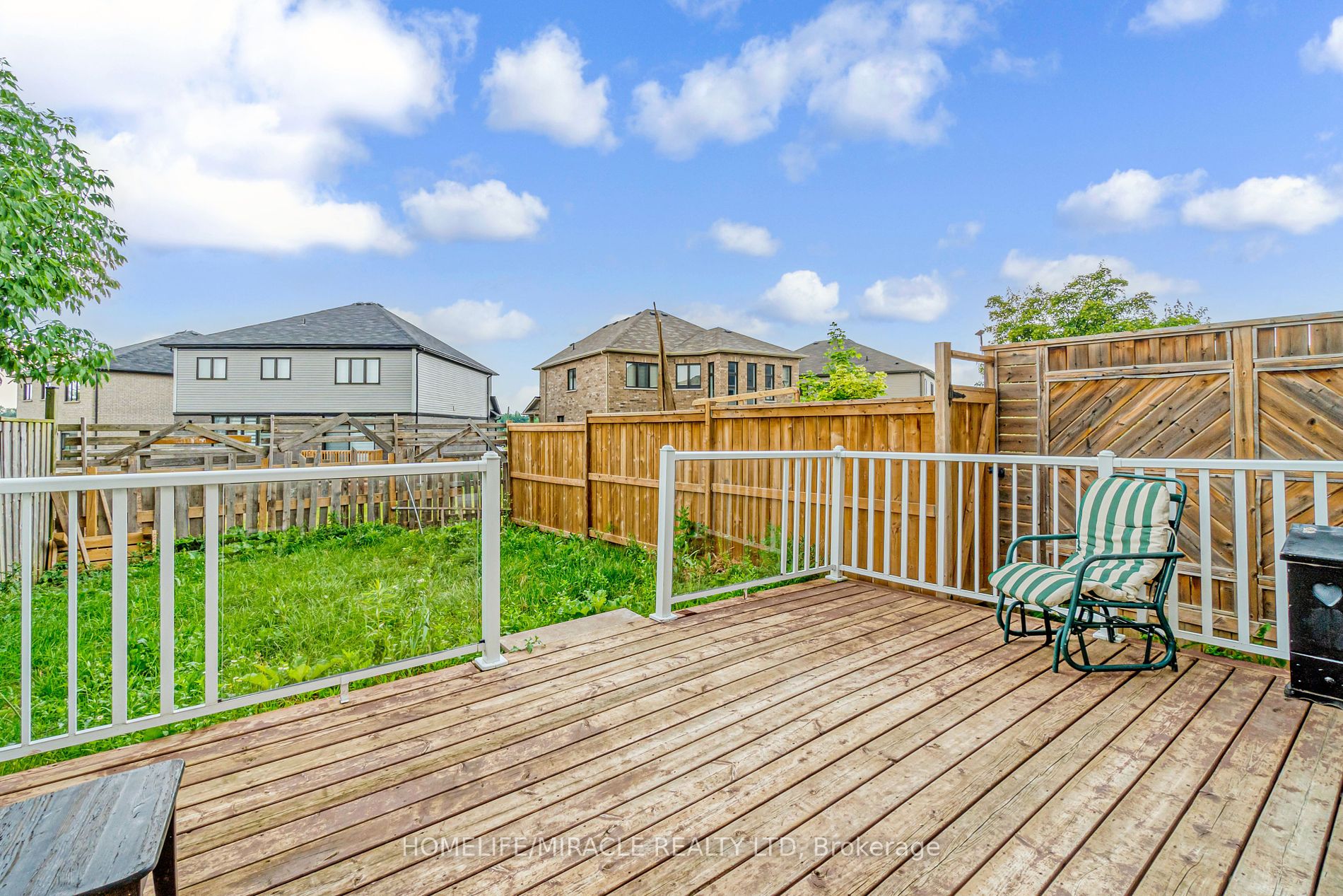 82 Trowbridge Street