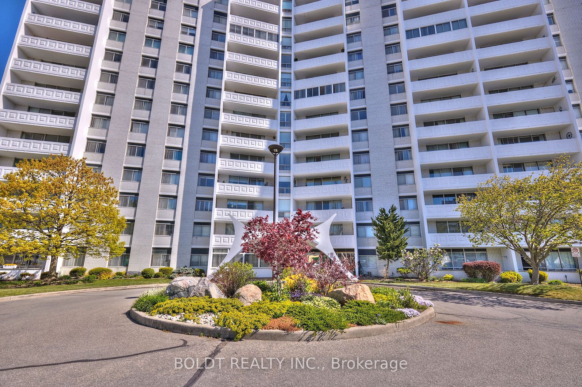 15 Towering Heights Boulevard #1204