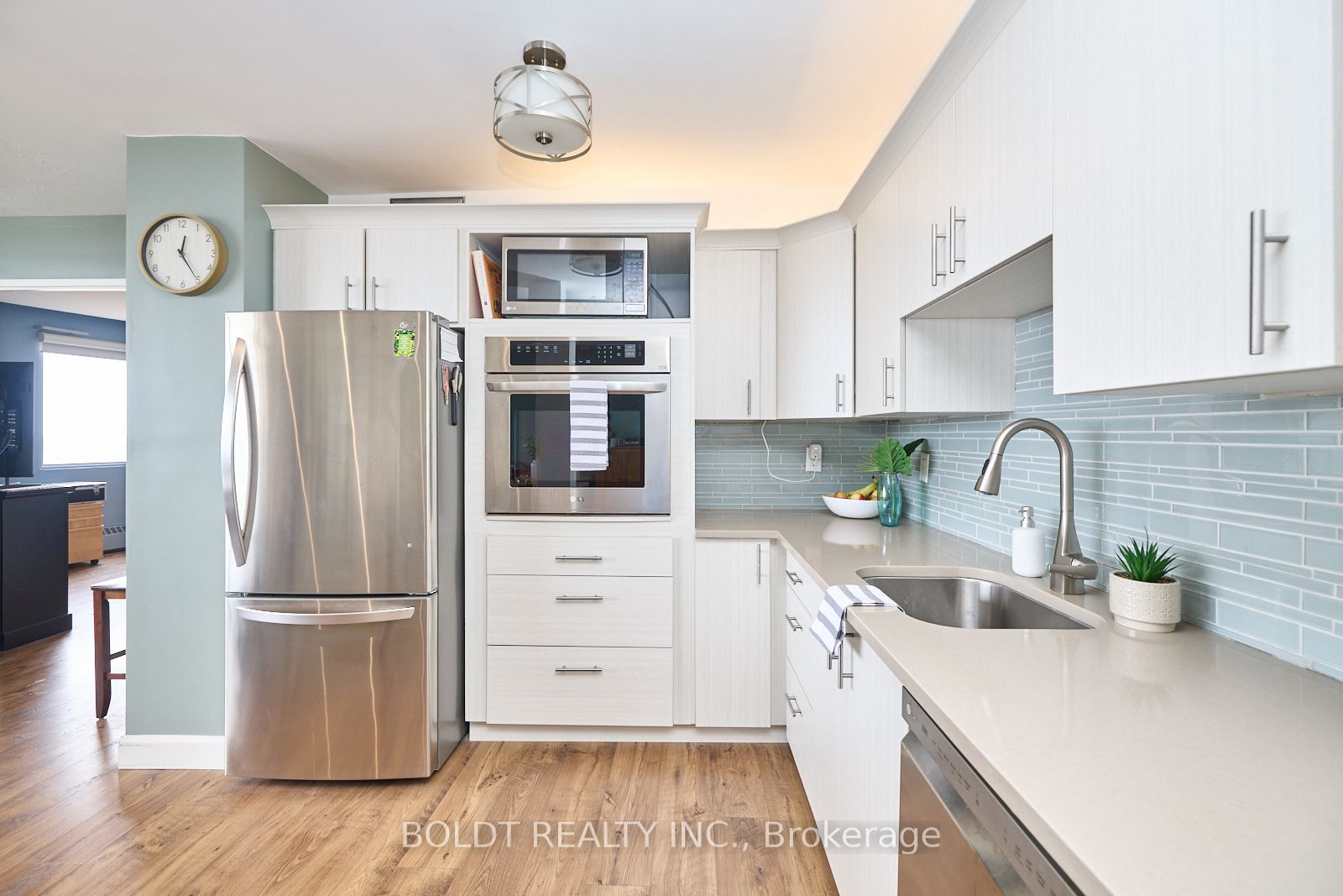 15 Towering Heights Boulevard #1204