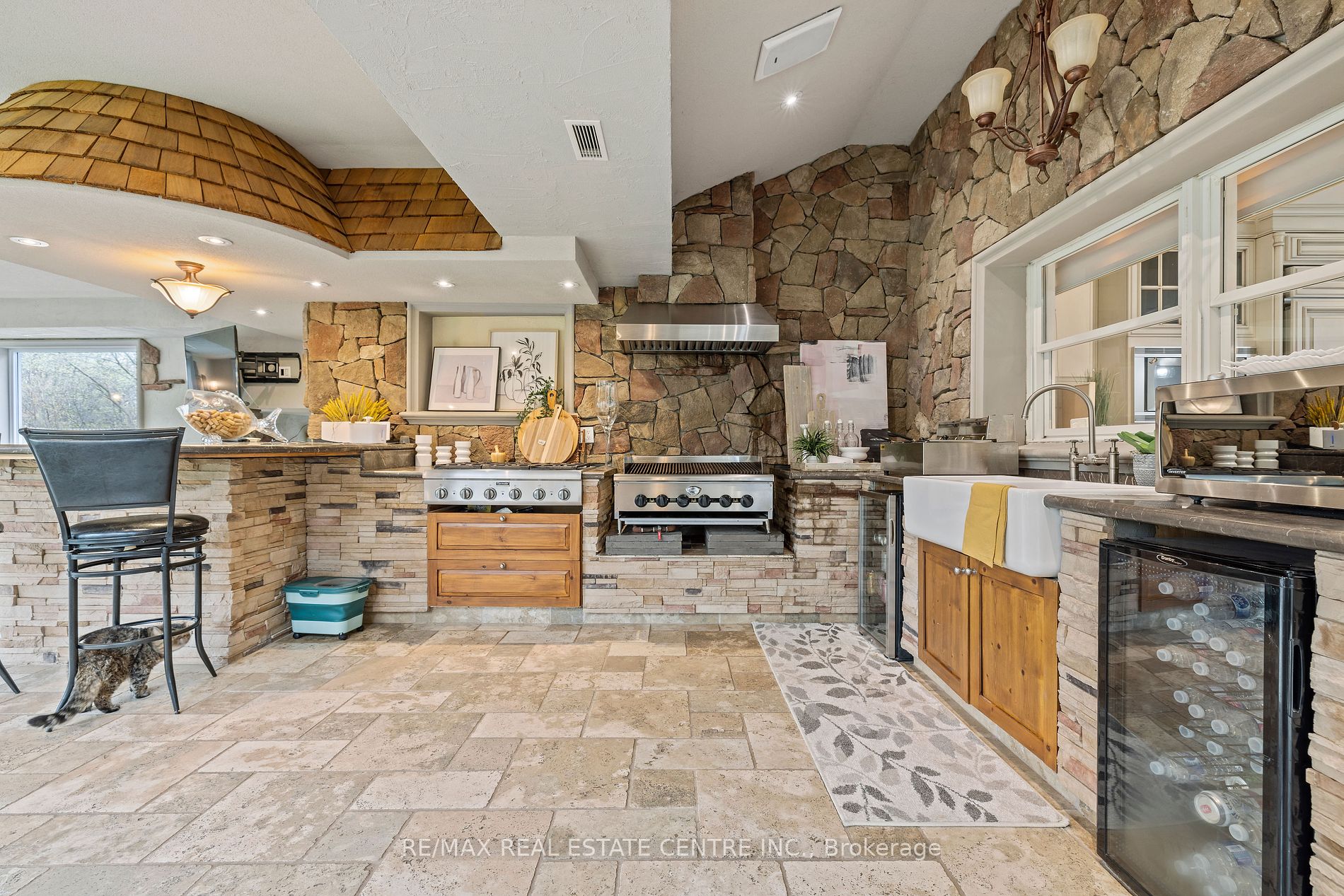 14 Buena Vista Drive