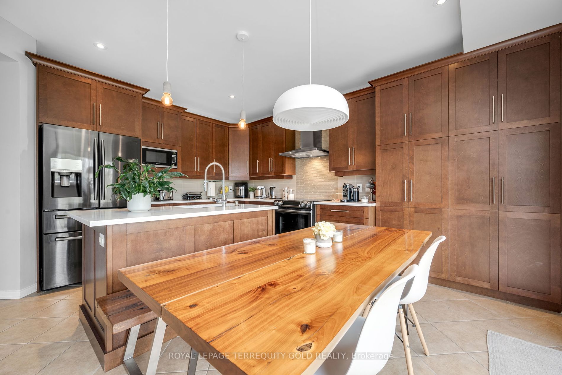 433 Callisto Way