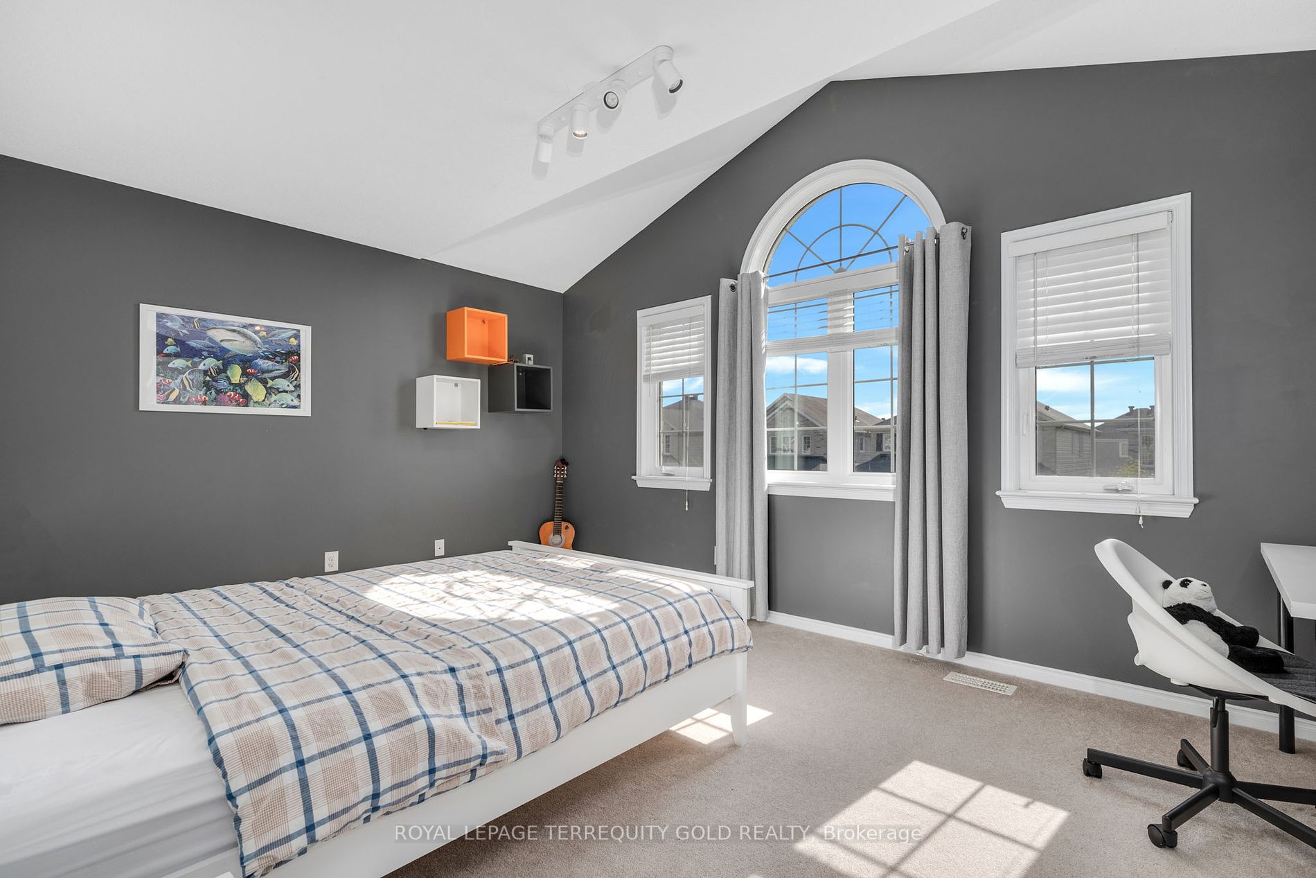 433 Callisto Way