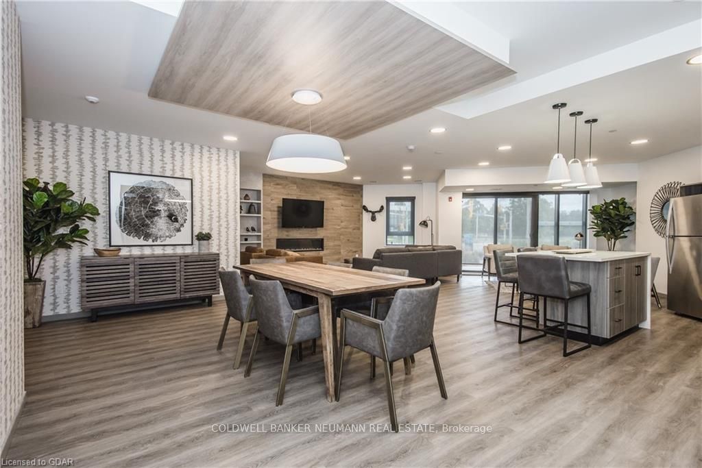 332 Gosling Gardens, #314