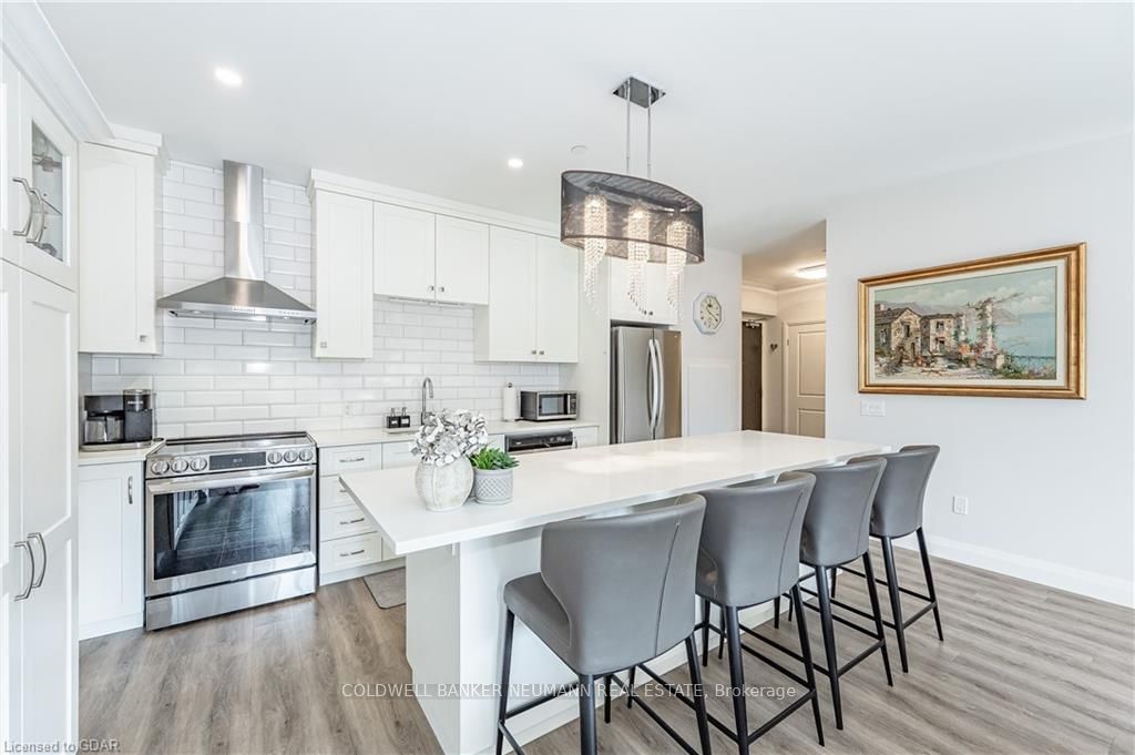 332 Gosling Gardens, #314