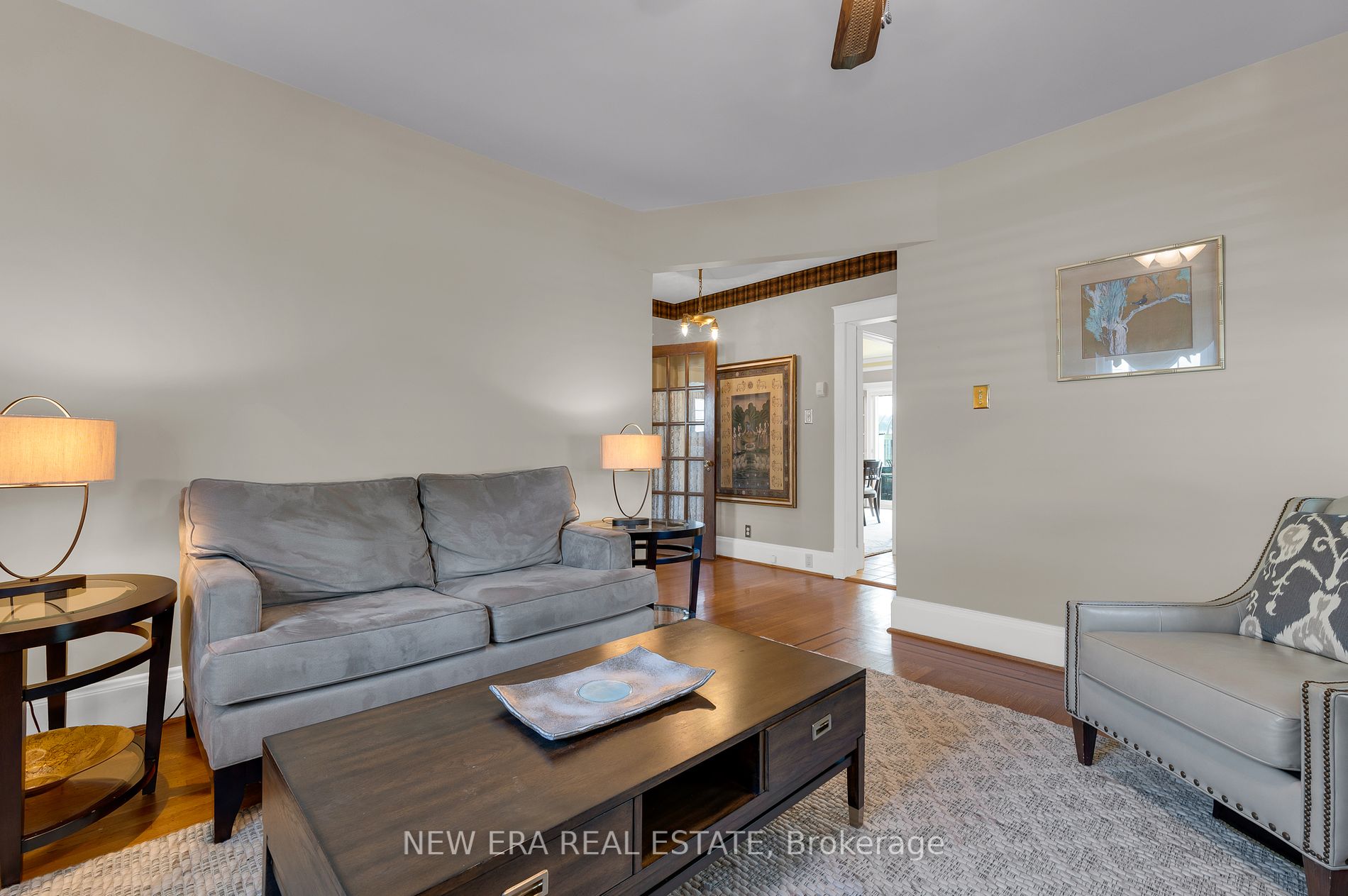 16 Nelles Blvd