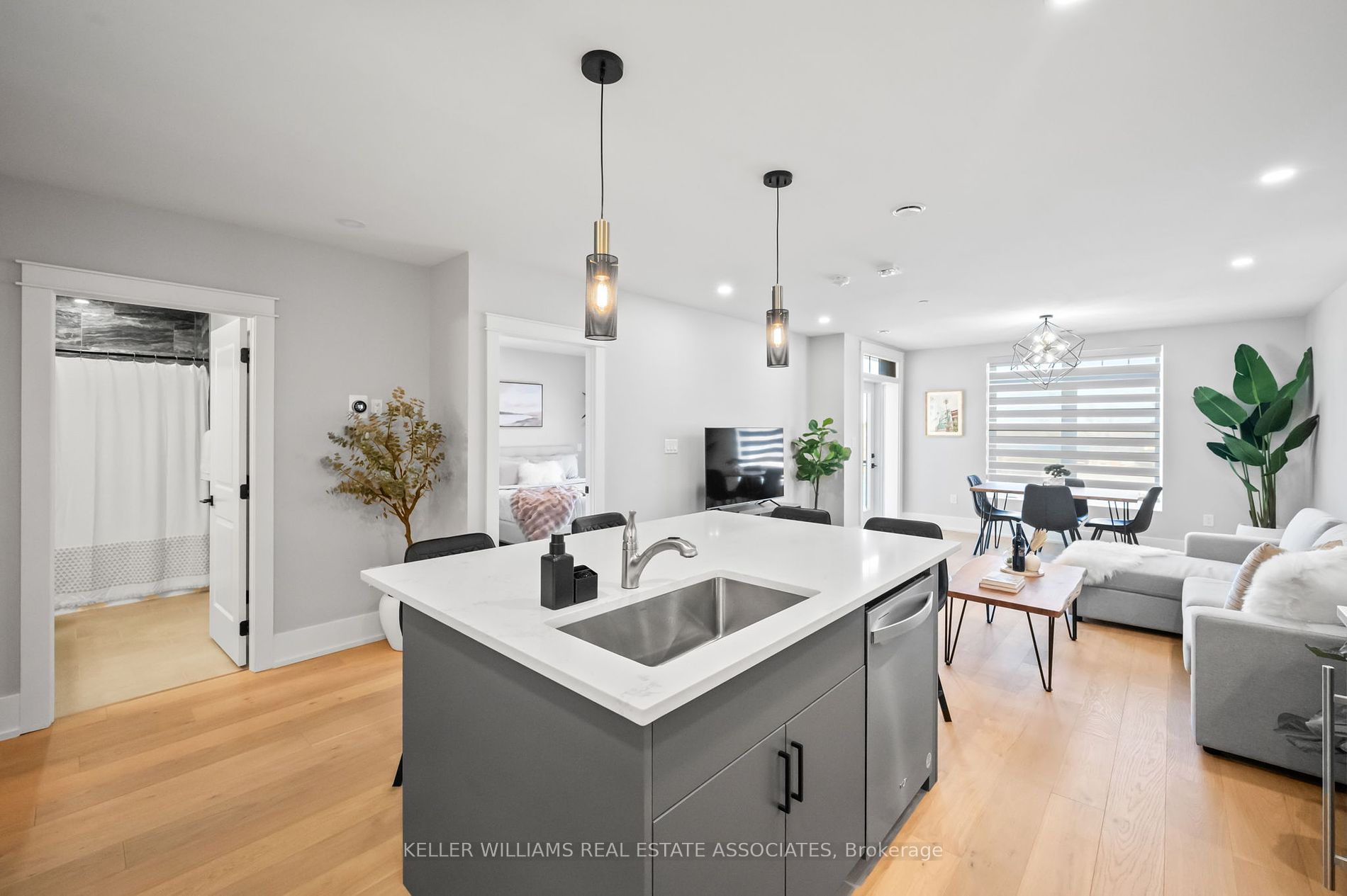 17 Cleave Avenue, #301