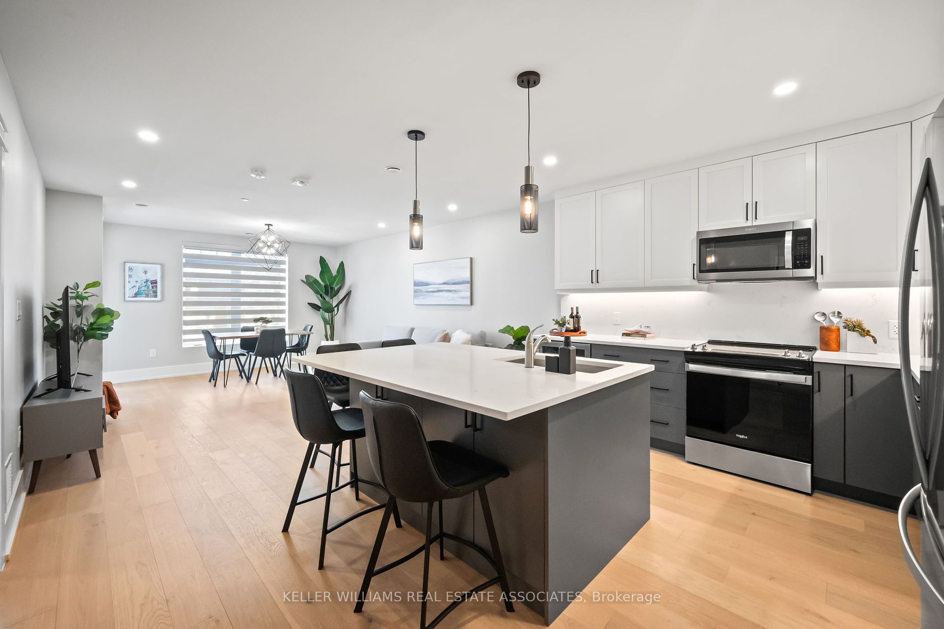 17 Cleave Avenue, #301
