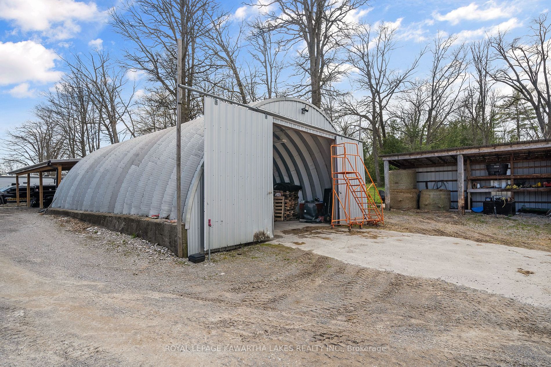 95 Centreline Road